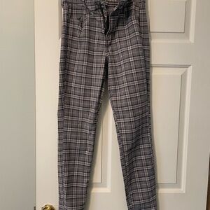American Eagle Outfitters Gray and Pink Plaid Slim Fit